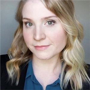 Closeup image of Beth Golanty